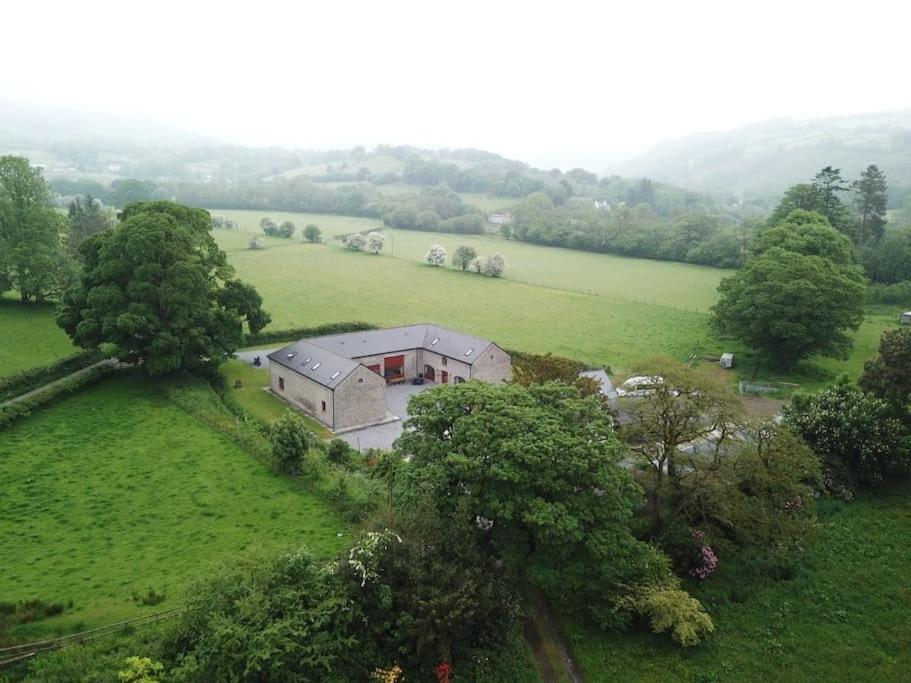 Peregrine Stable Cottage Llandovery Exterior photo